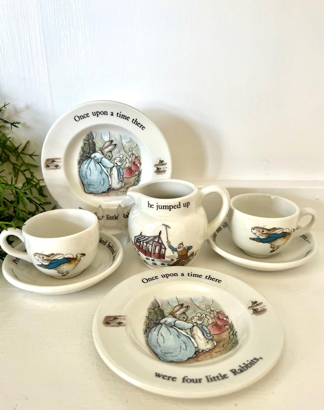 Wedgwood Porcelain Peter Rabbit Beatrix Potter Childs Tea Set