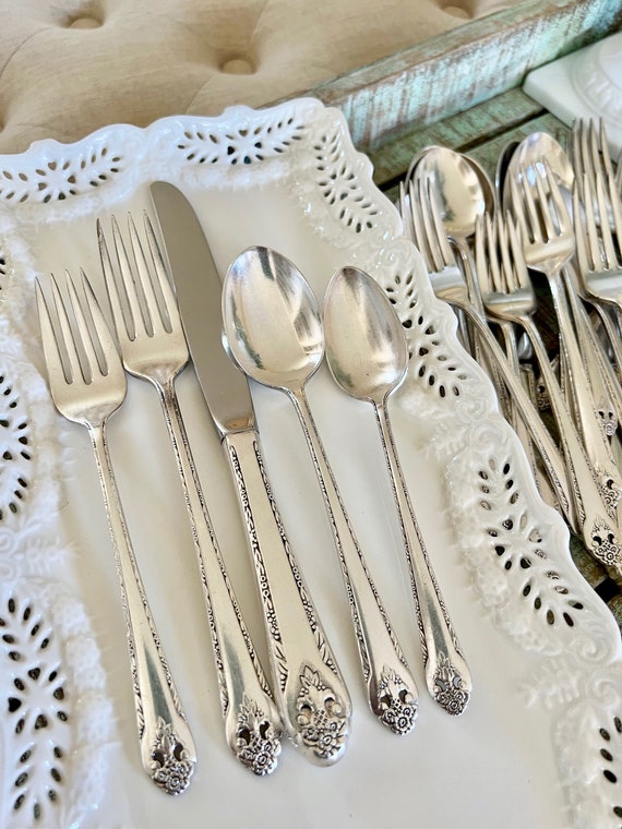Holmes Edward Silver Plate Silverplated 42 Piece Flatware Lovely Lady Pattern Service for 5 Floral Pattern TYCAALAK Etsy