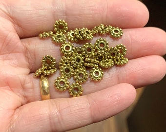 100 pcs  antique gold flower Daisy  spacer 6mm