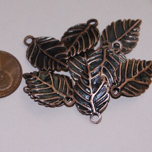 10 Antique copper finished leaf pendant 13x19mm, double sided alloy leaf charm, bulk leaf charm image 4