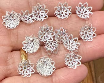 100個 銀メッキ真鍮フィリグリービーズキャップ 12 mm
