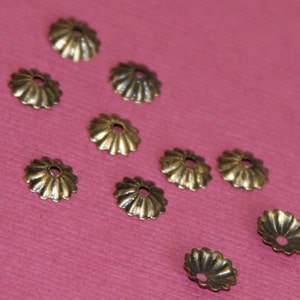Bulk 1000 pcs  Antiqued brass ribbed bead caps  6mm