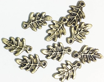 40 Antique Bronze Oak Leaf Charms: Brass Alloy Pendants (9x15mm)