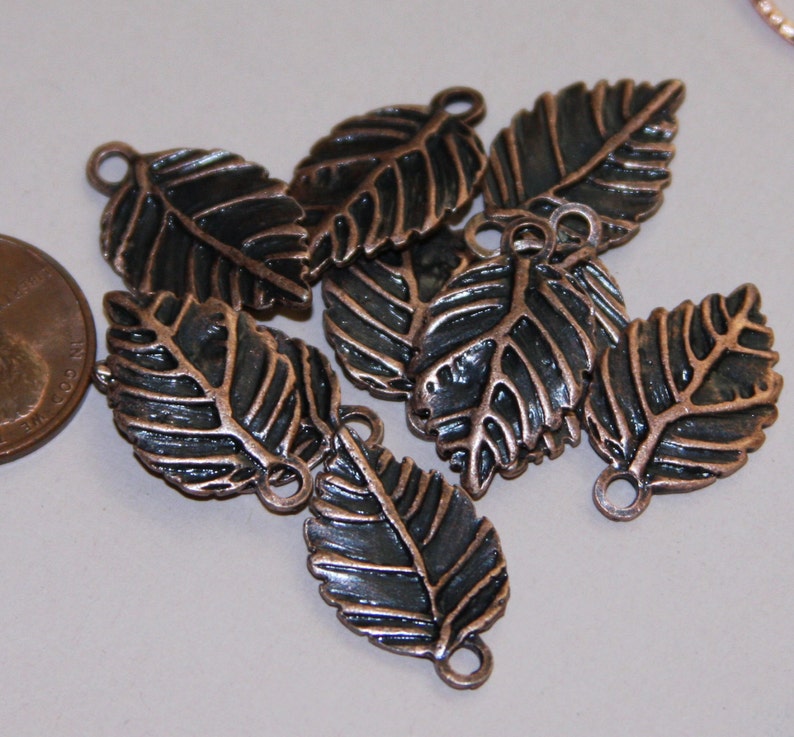 10 Antique copper finished leaf pendant 13x19mm, double sided alloy leaf charm, bulk leaf charm image 1