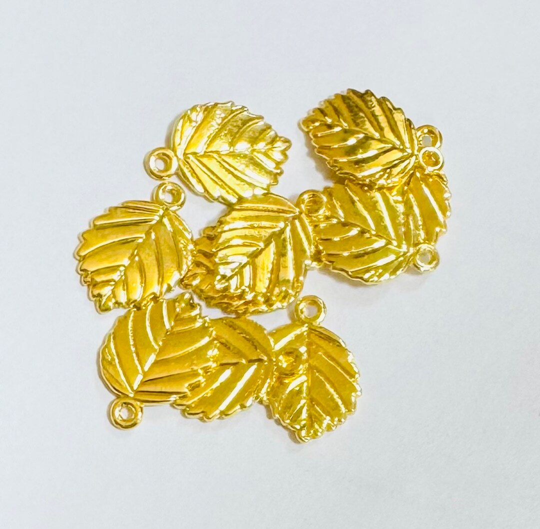 金メッキリーフペンダント50個：両面チャーム（13 x 19 mm） - Etsy 日本