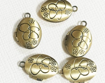 10 Antique Brass Oval Locket Pendants: Small Photo Frame (11x16mm)