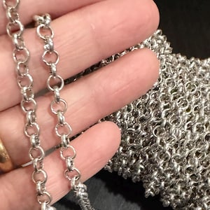 Antique Silver Rollo Chain: 5mm Open Link, 10 ft Bulk Chain