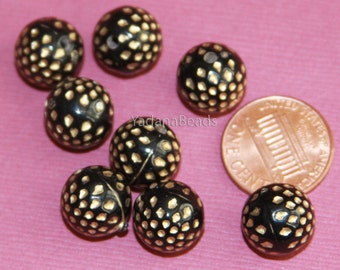 50 pcs   Acrylic round beads with spot12mm black with gold accent