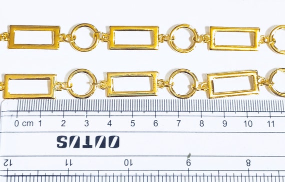 39 inch Gold Alloy Chain: Geometric Circle and Rectangle Link