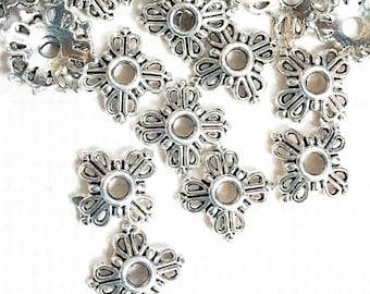 100 pcs  Antiqued Silver square flower filigree bead caps 8x8mm