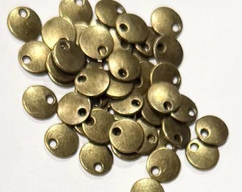 100 pcs  antiqued  brass coin drop 8mm