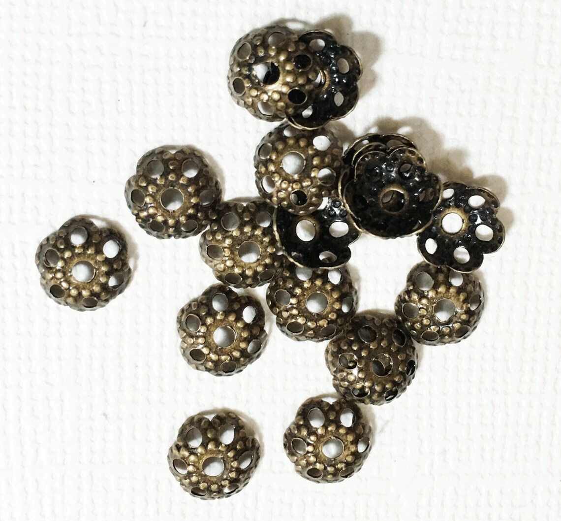100 Antique Brass Flower Bead Caps 7mm 6 Petals Flower Bead Etsy