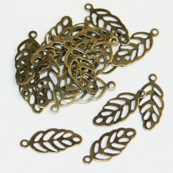 100 pcs  Antique brass stamp leaf drops, antique bronze stamped leaf charm, bronze stamped leaf pendant 13x6mm