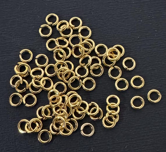 500 Yellow Gold Plated Steel Jumprings - 4mm