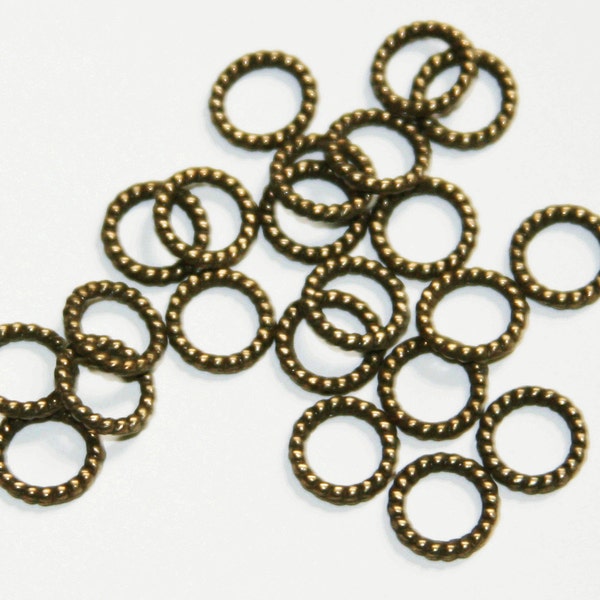 50 pcs  Antique brass alloy twisted jumpring 8mm, antiqued brass closed jumprings, closed connector 18g