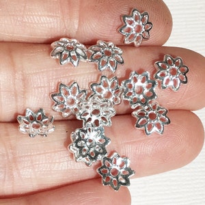 50 pcs  silver plated  flower beadcap 8x8mm, silver alloy bead caps