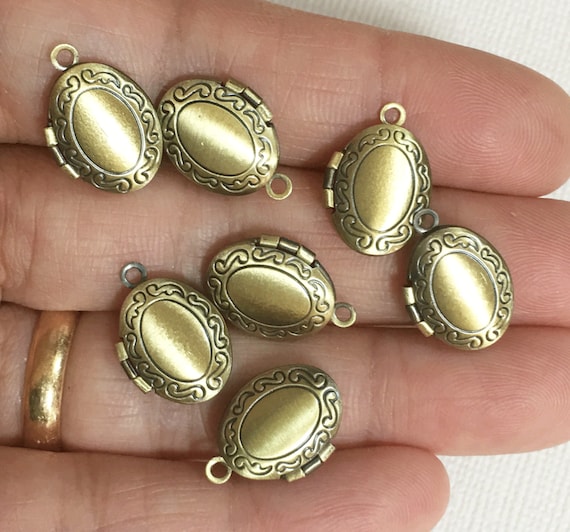 Buy 10 Pcs of Antique Brass Oval Locket Pendant 11x16mm, Antique