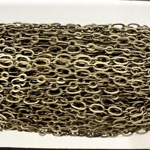 Sample chain 3 ft Antiqued Brass Long and Short Chain 4X2mm - Soldered Links