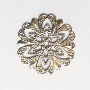 Antique silver filigree flower focal 20mm, platinum color filigree connector