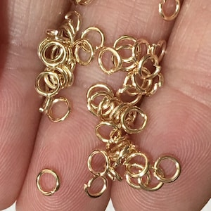 200 pcs of Gold plated jumprings 4mm, open jumprings, light gold jumprings