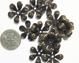 100 pcs  Antiqued brass finish filigree flower bead cap - 16mm