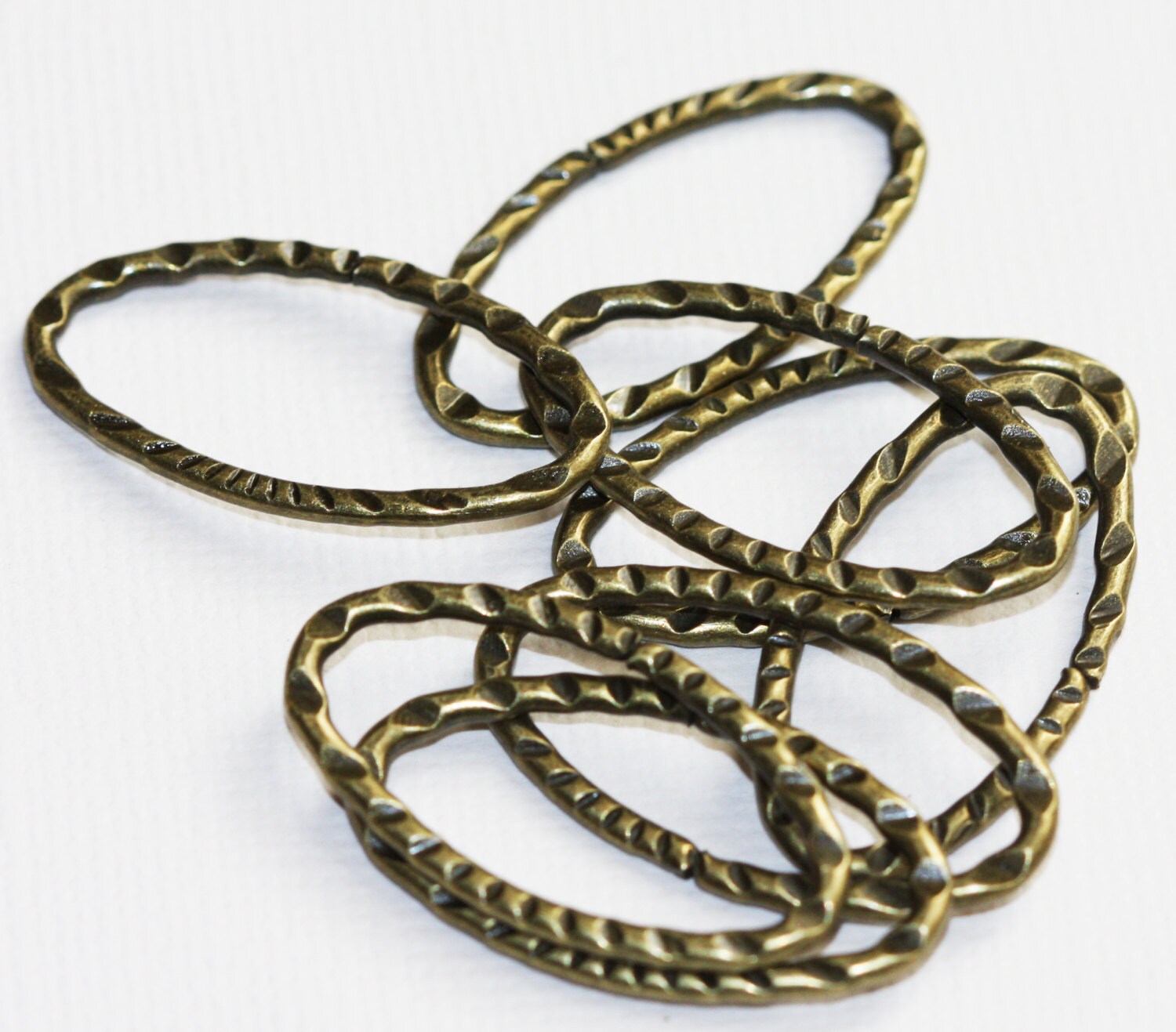 0 ссылка 2022. Links 23. Links 23. Логотип дублированный. Смычка якорной цепи.