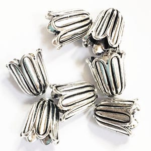 20 pcs  Antiqued Silver flower bell flower bead caps 10mm,