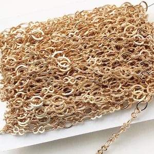 Light Gold Figure 8 Chain: Brass Bulk Chain Spool (32 ft)