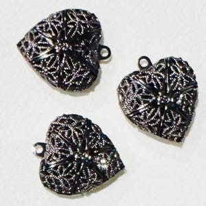 Gunmetal Filigree Heart Locket Pendant: Brass, 20x20mm (5 pcs