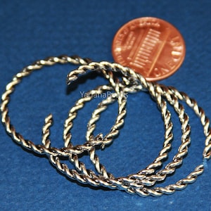Antique Silver Textured connector link 32x2mm - open links