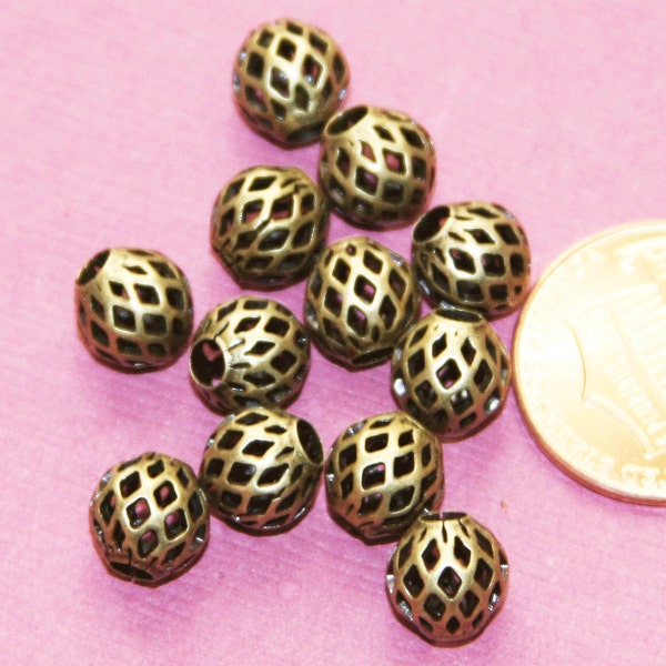 20 pcs  Antique brass round  filigree beads 8x7mm, antique bronze beads