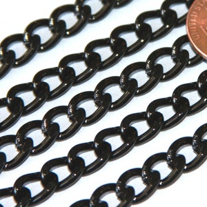 25 ft  Aluminum Curb open link chain  7X10mm - Black color