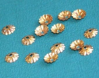 200 pcs  Gold-color brass ribbed beads cap- 6mm