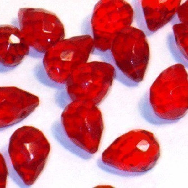 8 pcs  Ruby Quartz briolette beads 5X8mm