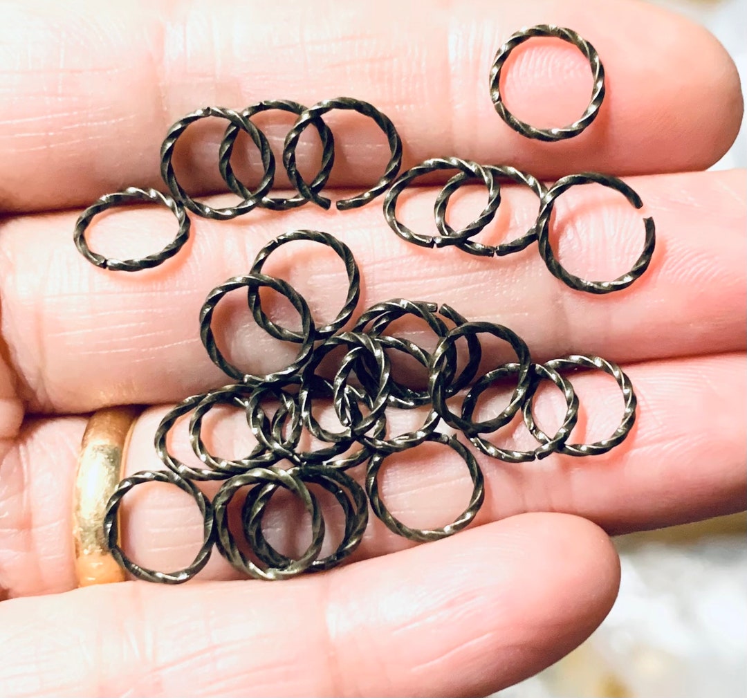 100 Pcs of Antiqued Brass Color Fancy Jump Rings 8mm Round 20 Gauge Etsy