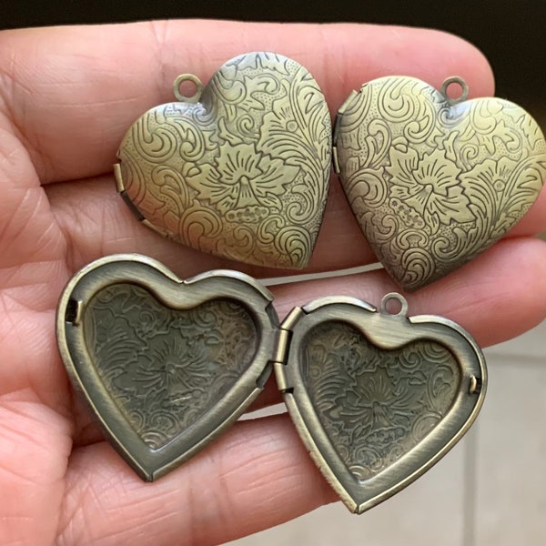 3 antique Brass medium  heart Locket  Pendant 28mm