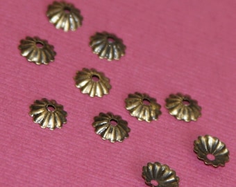 600 Pcs  antiqued brass ribbed beadcap  6mm, bulk bead caps