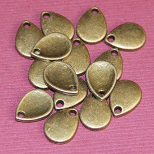 50 pcs  Antique brass teardrop  8x11mm