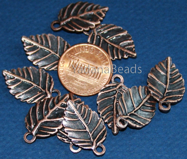 10 Antique copper finished leaf pendant 13x19mm, double sided alloy leaf charm, bulk leaf charm image 2