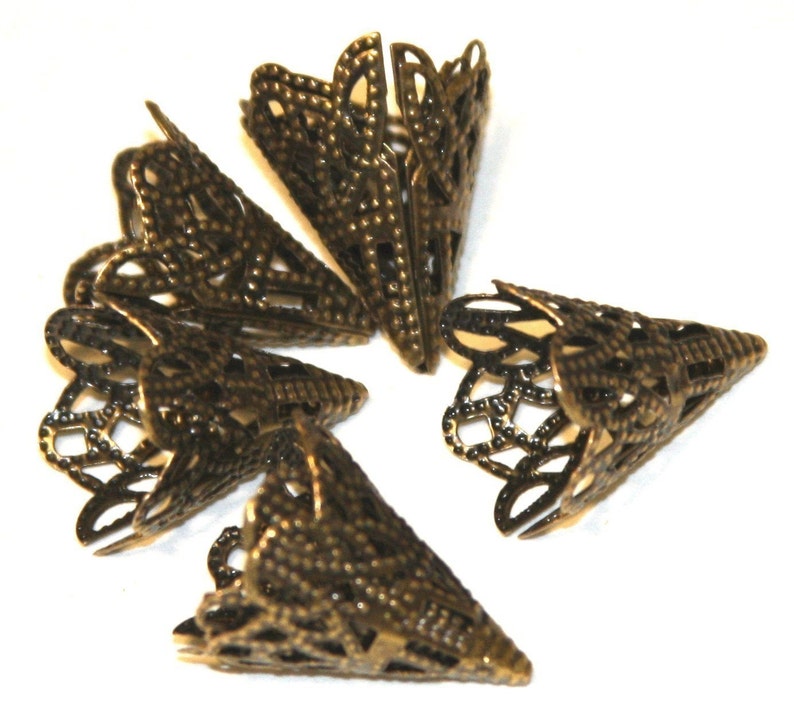 NF 15 pcs of Antiqued brass filigree cone bead cap 20X17mm