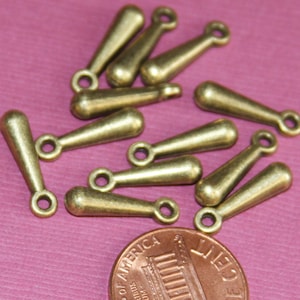 50 pcs  Antique brass teardrop 16x2mm