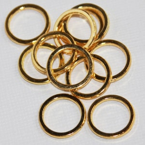 20 Gold Zinc Alloy Rings: 15mm Donut Connectors