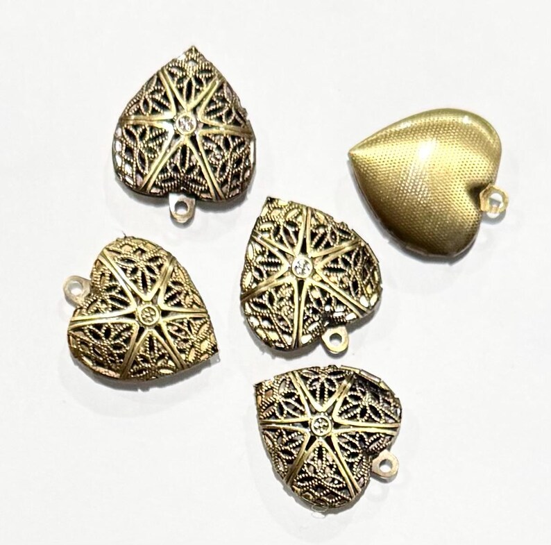 Antique Brass Filigree Heart Locket Pendants - 20x20mm - (5 pcs image 6
