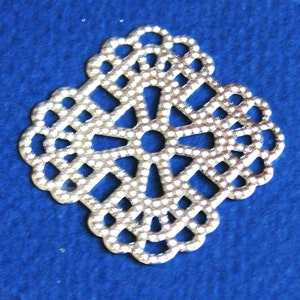 10 pcs  silver plated filigree square 36mm