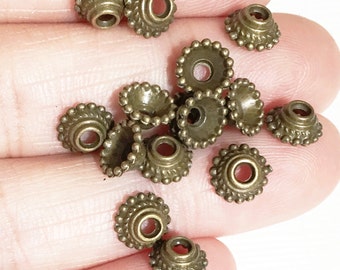 50 pcs  Antiqued Brass flower dotted bead caps 7mm