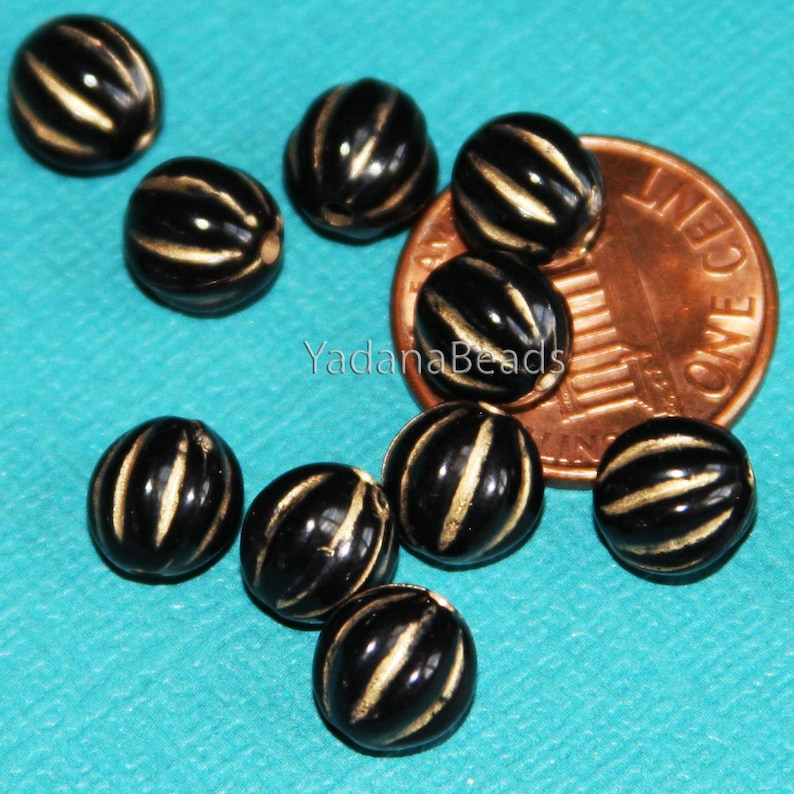 100 pcs Resin Corrugated beads 8x7mm Black image 1