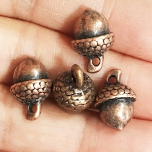 4 Antique Copper Acorn Charms: Zinc Alloy Pendants (15x10mm)