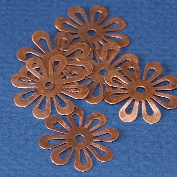 50 pcs  Antiqued copper stamp  flower links 20mm