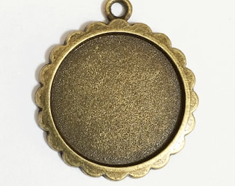 10 cabujón de latón antiguo: conectores colgantes de flores de 20 mm