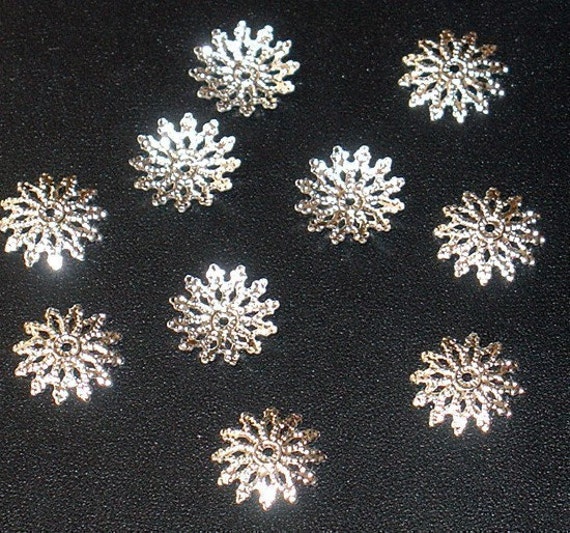 Free Ship 100PCs Silver Plated Filigree Flower Beads Caps For Jewelry 16mm